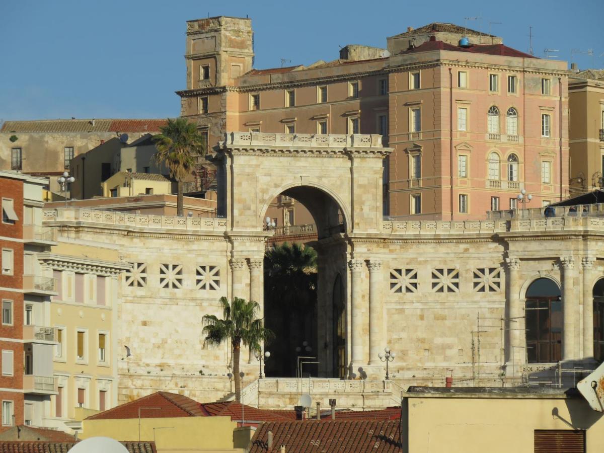 Luna Rossa Rooms كالياري المظهر الخارجي الصورة
