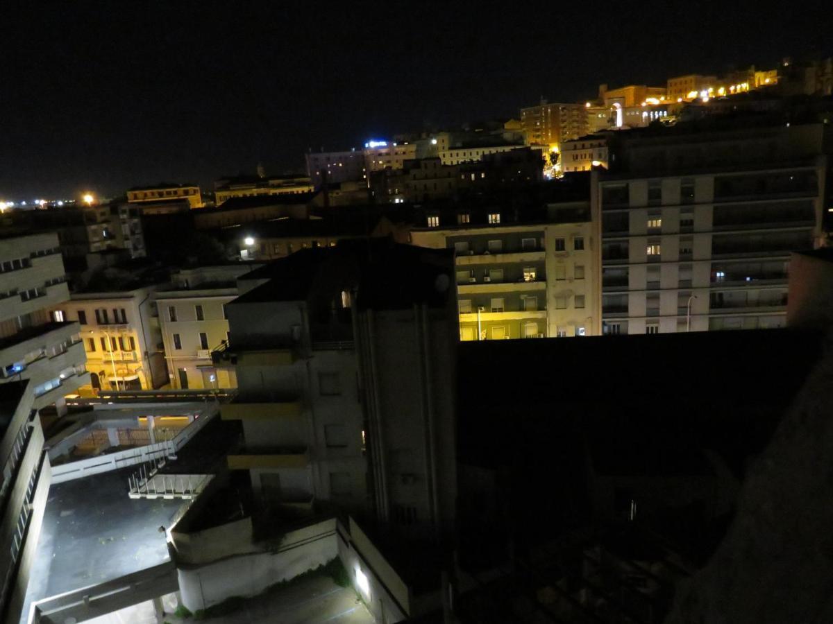 Luna Rossa Rooms كالياري المظهر الخارجي الصورة