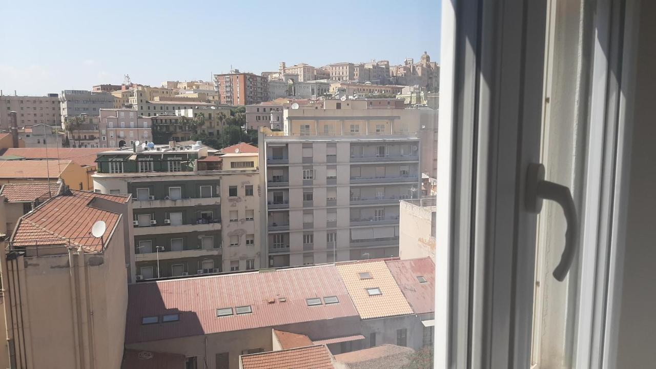 Luna Rossa Rooms كالياري المظهر الخارجي الصورة